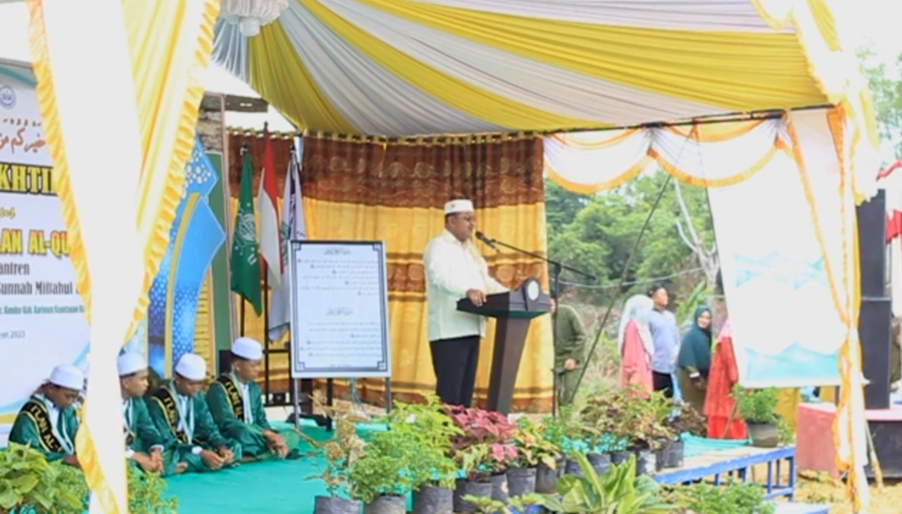 Sambutan Bupati Karimun, Dr.H.Aunur Rafiq, S.Sos., M.Si. Pada acara Wisuda santri dan Milad ke-2 Pondok Pesantren Miftahul Ulum Daru Tahfidzil Qur'an was Sunnah Parit Gantung Sungai Ungar Kec Kundur Kabupaten Karimun Provinsi Kepri